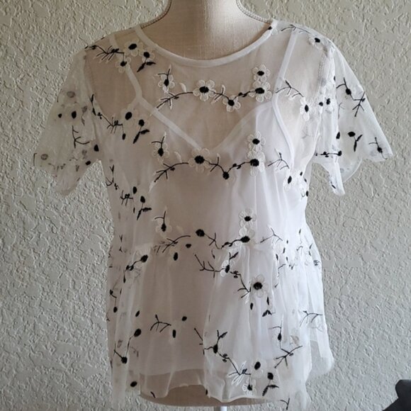 Sheer floral peplum top - Picture 1 of 5